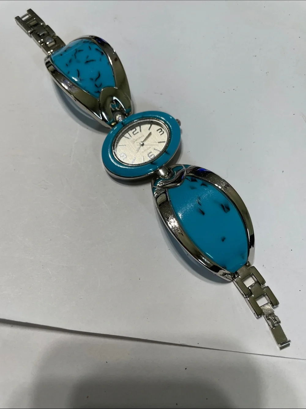 Geneva Turquoise and Silver Women’s Bracelet Watch.  Needs Battery.